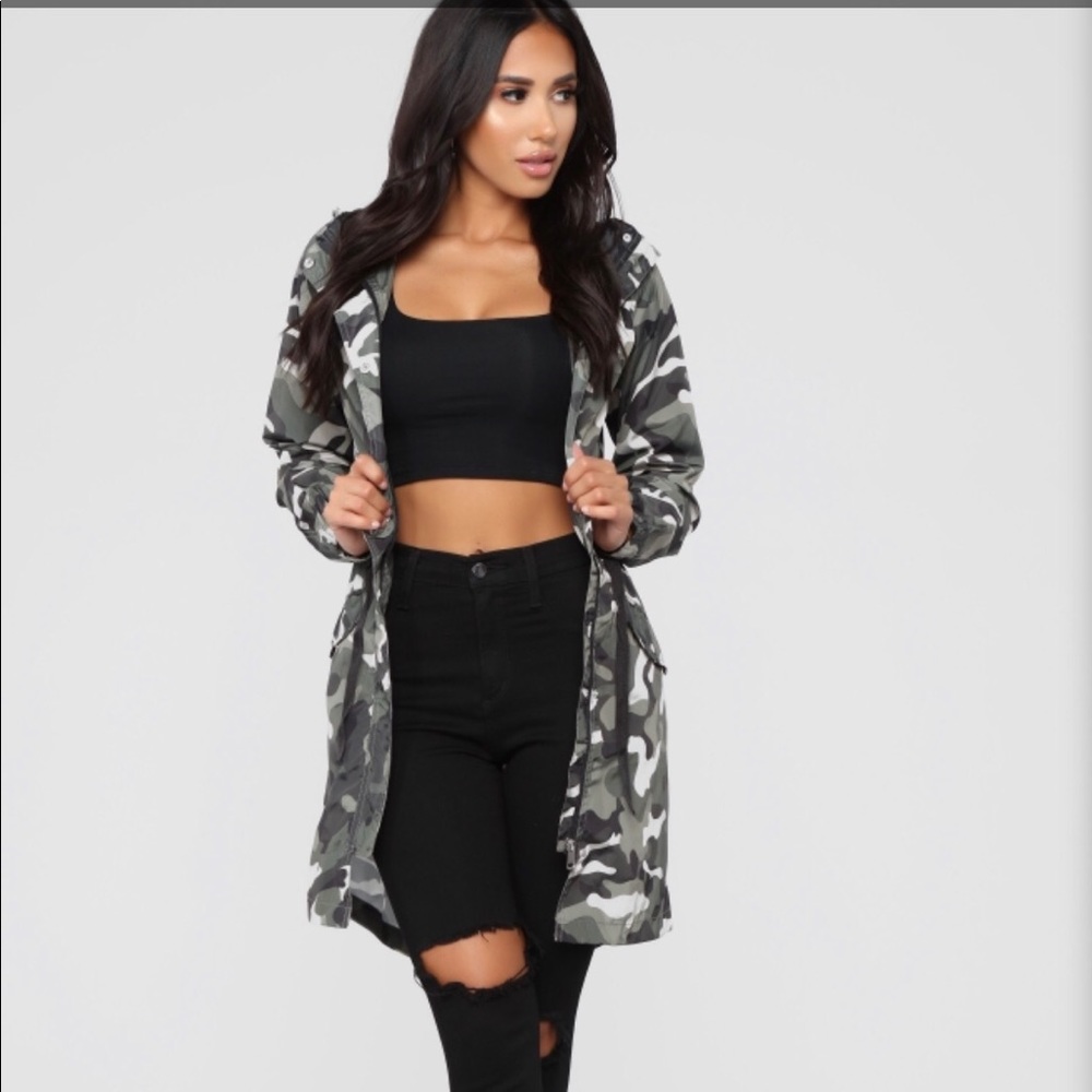 Fashion nova Olive camo Jacket (BRAND NEW)